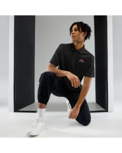Limitierte Premium-Edition 2025 – Adidas Shirt mit LGBTQ Herzprint Adidas Performance Shirt mit Pride-Herz – limitierte LGBTQ Premium-Kollektion 2025