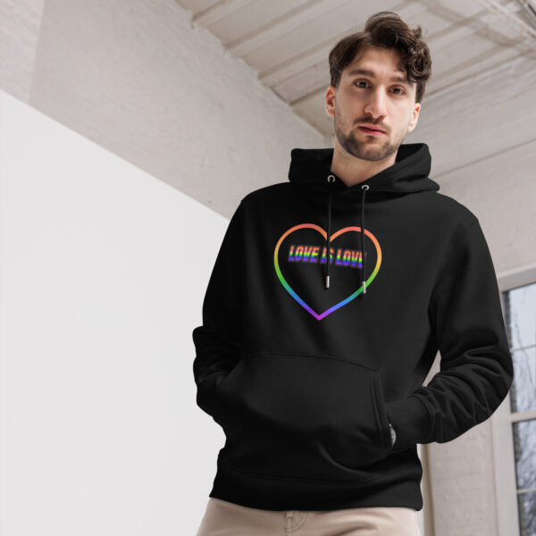 LOVE IS LOVE Hoodie 2025 – Bio, fair & sichtbar stolz – Bild 2